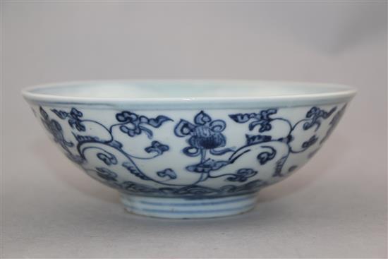 A Chinese Ming blue and white bowl, 15th century, 15cm